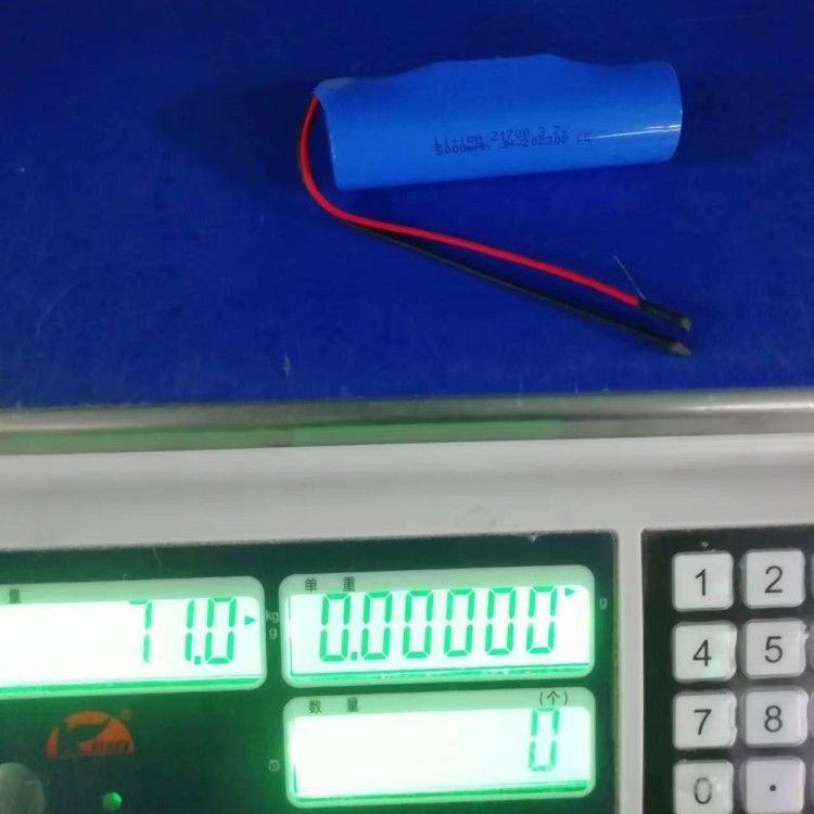 3.7V 5000mAh 21700 Pack With PCB And Leads 20 AWG For Electronic Device