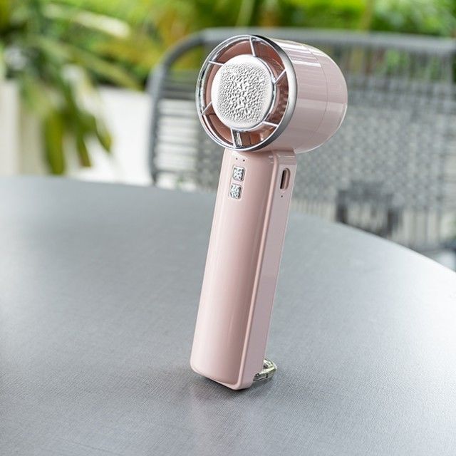 Small Semiconductor Cooling Fan Five Level Strong Wind Ice Cold Fan Bladeless Mini Handheld Fan with Ice Cooler