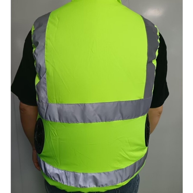 Green Safety Vest With Cooling Fan Hi Vis Reflective Vest And Fans For Security Roadway Workers