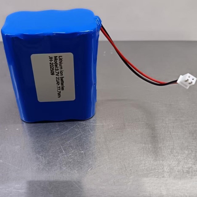 Custom Battery Pack 21700 3.7V 5000mAh 1S4P 3.7V 20Ah Battery With JST 2Pin Plug Positive In The Right